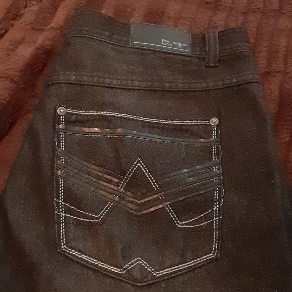 Jeans - Picture 3 of 3